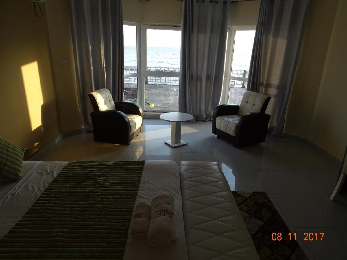 Fini Hotel Bobende يمبي المظهر الخارجي الصورة